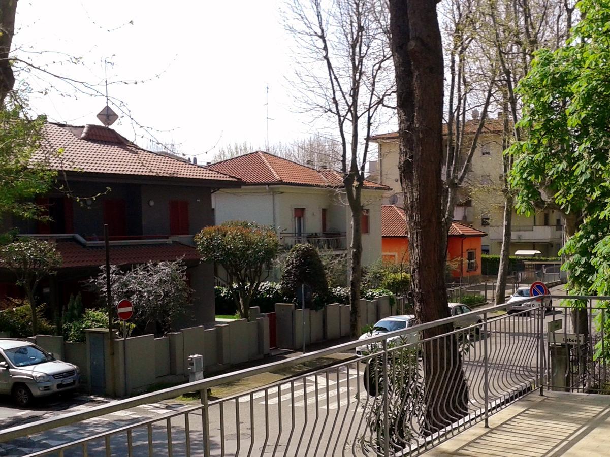Residence Monaco Appartamenti Rimini Dış mekan fotoğraf